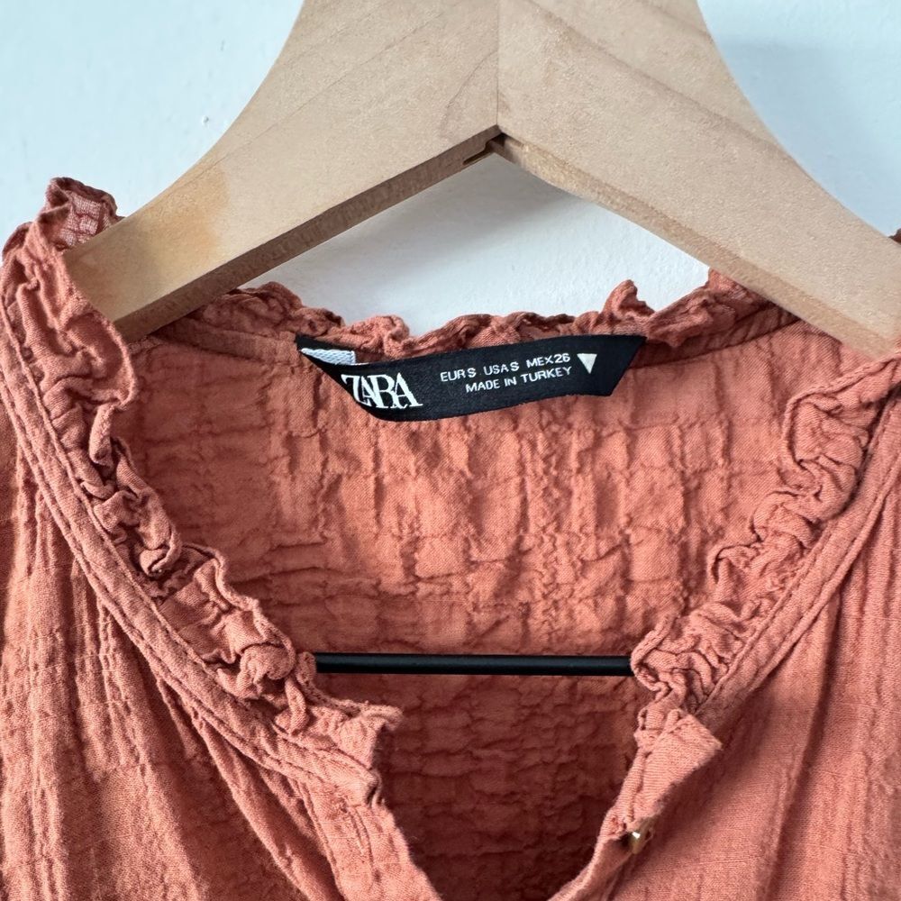 Zara Rust Button-Up Top Small - Picture 6 of 7